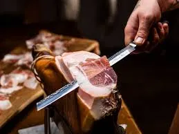 Cuánto cobra un cortador de jamón
